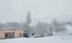 شتاء لا يرحل.. أمطار وثلوج في العراق